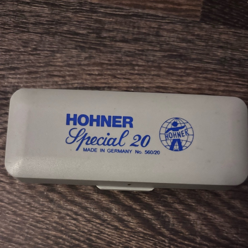 Harmonica - Picture 3 of 3